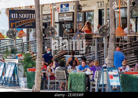 Vacances de printemps 2021 sur la plage de fort Lauderdale Banque D'Images