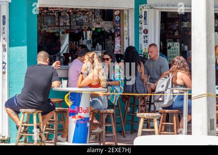 Vacances de printemps 2021 sur la plage de fort Lauderdale Banque D'Images