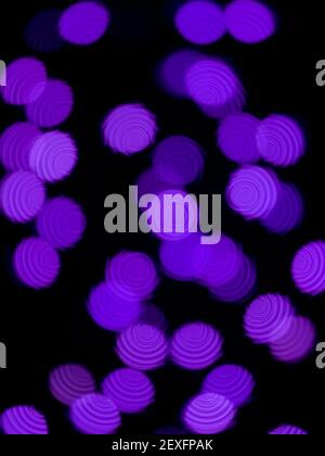 Image floue des lumières violettes Banque D'Images