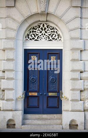 Porte bleue, domicile Banque D'Images