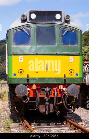 Angleterre, Devon, BR classe 25 Diesel Locomotive N° D7535 'Mercury' à Kingswear sur le chemin de fer à vapeur de Dartmouth Banque D'Images