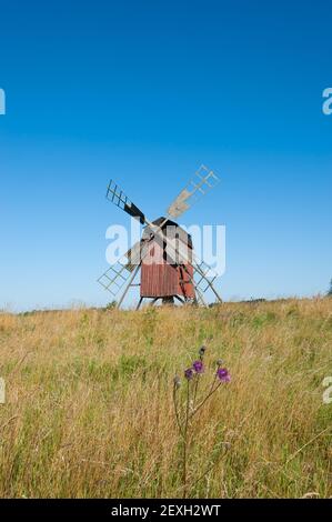 Ancien moulin à vent sur l'île Ã–Land, Suède Banque D'Images