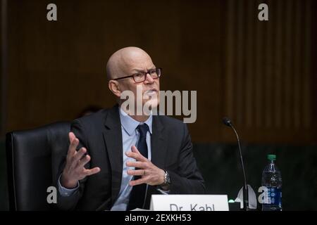 Colin Kahl comparaît devant une audience du Comité sénatorial des services armés au sujet de sa nomination au poste de sous-secrétaire à la Défense pour les politiques, dans l'immeuble du Bureau du Sénat Dirksen à Washington, DC, États-Unis, le jeudi 4 mars, 2021. Photo de Rod Lamkey/CNP/ABACAPRESS.COM Banque D'Images