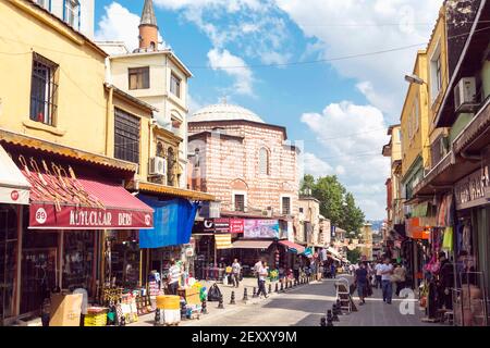 Istanbul, province d'Istanbul, Turquie. Rue commerçante typique dans le quartier de Sirkeci. Banque D'Images