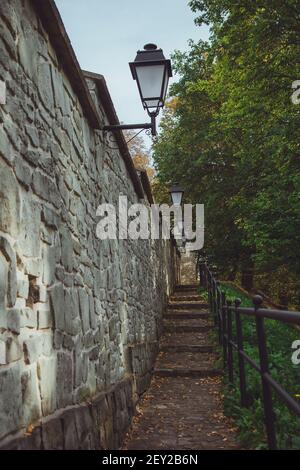 Le château de Przemysl ou le château de Casimir, XIVe siècle, est un château Renaissance situé à Przemysl, en Pologne. Il est situé sur la colline du château. Vue sur la pierre défensive Banque D'Images