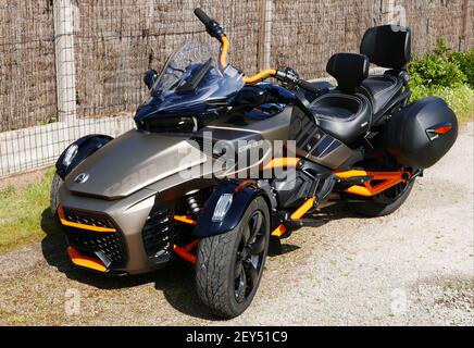 CAN-Am Spyder F3 S Liquid Titanium Special Edition, Finistère, Bretagne, Bretagne, France, Europe Banque D'Images