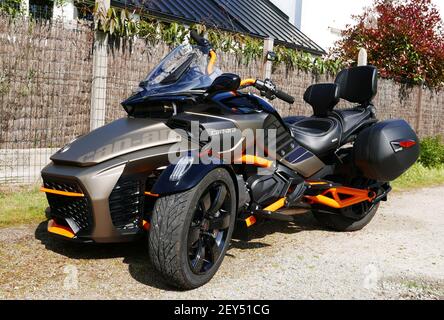 CAN-Am Spyder F3 S Liquid Titanium Special Edition, Finistère, Bretagne, Bretagne, France, Europe Banque D'Images