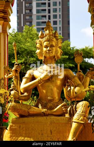 Siddharta dans le temple bangkok asie trois visage Banque D'Images