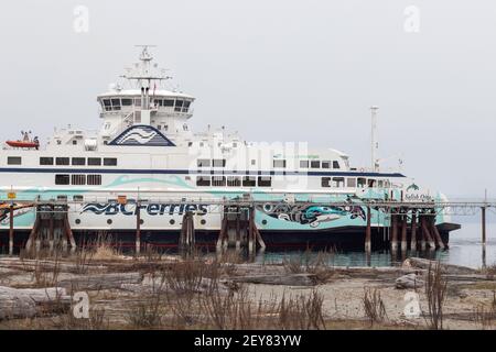 Comox, Canada - février 27,2021 : vue sur un traversier au terminal de BC Ferries Little River à Comox Banque D'Images