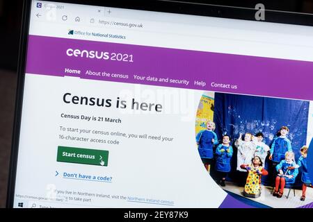 Site Web en ligne du Recensement du Royaume-Uni de 2021 sur ordinateur portable Banque D'Images