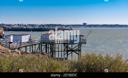 Royan en France, huttes typiques sur pilotis sur la côte Banque D'Images