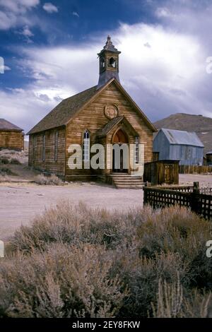 Ancienne église de Ghost Town à Bodie, CA Banque D'Images