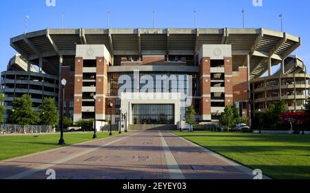 19 juin 2013. Université d'Alabama, Tuscaloosa, Alabama. Le stade Bryant-Denny, qui abrite le Crimson Tide, équipe gagnante du championnat SEC de l'université d'Alabama. (Photo de Charlie Varley/Sipa USA)
