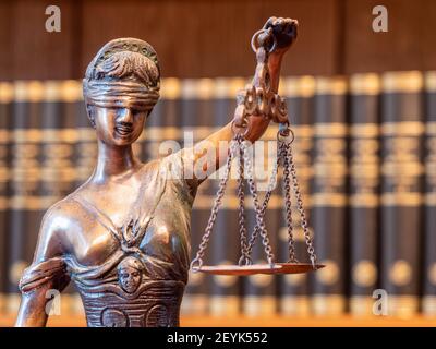 Statue de justice de figurine Lady Justice Banque D'Images