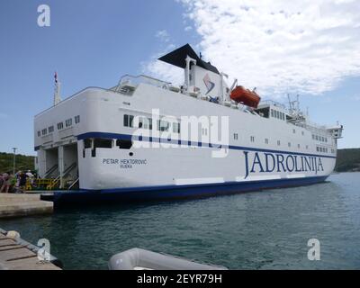 VIS, CROATIE - 31 juillet 2015 : le ferry Petar Hektorovic relie vis à Split. Aussi connu sous le nom de Langeland III entre le Danemark et l'Allemagne dans le dernier M. Banque D'Images