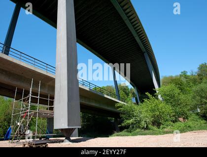 Fechinger Talbrücke, pont à très haut faisceau dans la Sarre Banque D'Images