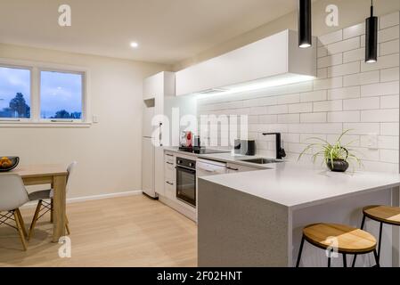 La cuisine avec des équipements modernes à l'intérieur d'une maison privée Banque D'Images