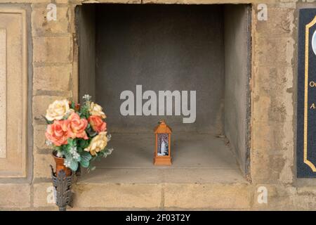 Kensal Green Cemetery est un cimetière situé dans la zone Kensal Green du Royal Borough of Kensington and Chelsea, à Londres, en Angleterre. Inspiré par Père Lacha Banque D'Images