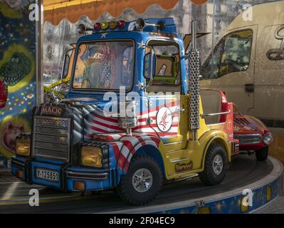 GENÈVE, SUISSE - 04 janvier 2020 : camion AMÉRICAIN dans un carrousel Banque D'Images