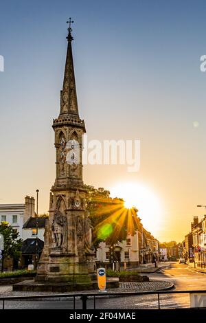 Lever du soleil à Banbury Cross Banque D'Images