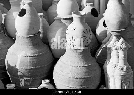 En oman muscat l'ancien marché de la poterie vente contenant de fabrication Banque D'Images