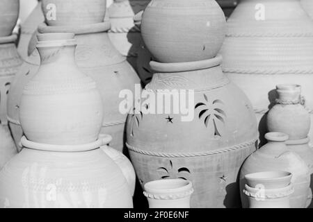 En oman muscat l'ancien marché de la poterie vente contenant de fabrication Banque D'Images