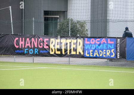 Bannière de supporters pendant le championnat italien féminin, Serie A Timvision match de football entre Juventus FC et AC Milan le 7 mars 2021 au centre de formation de Juventus à Vinovo, Italie - photo Nderim Kaceli / DPPI / LiveMedia Banque D'Images