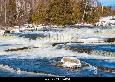 Parc national Fathom Five Comté de Grey Sauble Péninsule-Bruce Ontario Canada Banque D'Images