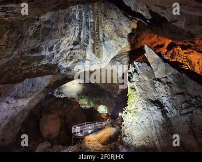 Formations rocheuses à la grotte de Hwanseon (province de Gangwon, Corée du Sud) Banque D'Images