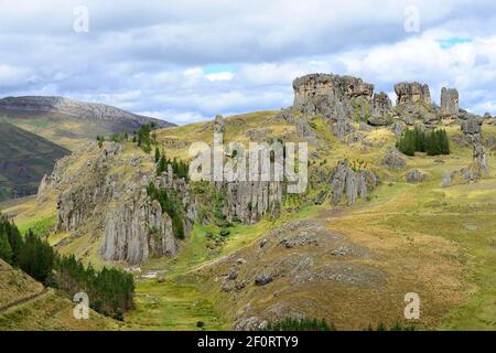 Formations rocheuses dans la forêt de pierres, Cumbe Mayo, province de Cajamarca, Pérou Banque D'Images