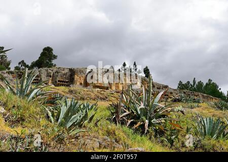 Fenêtre d'Otuzco, Ventanillas de Otuzco, nécropole avec niches funéraires pré-Inca, province de Cajamarca, Pérou Banque D'Images
