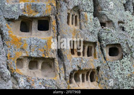 Fenêtre d'Otuzco, Ventanillas de Otuzco, nécropole avec niches funéraires pré-Inca, province de Cajamarca, Pérou Banque D'Images