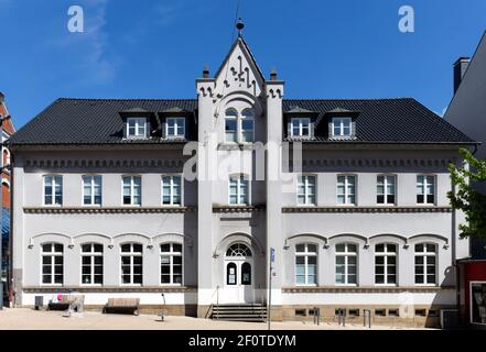 Centre civique, lieu culturel et événementiel et centre d'éducation pour adultes, ancien bâtiment scolaire, Gevelsberg, région de la Ruhr, Rhénanie-du-Nord-Westphalie, Allemagne Banque D'Images