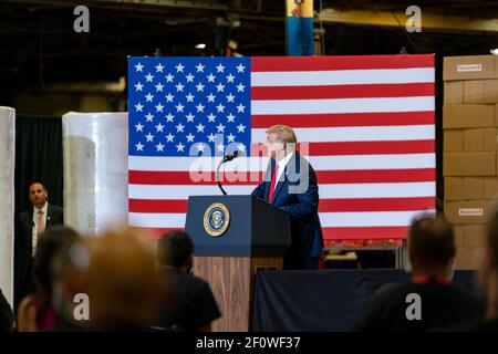 Le président Donald Trump prononce une allocution le mardi 5 2020 mai à Honeywell International Inc., à Phoenix. Banque D'Images