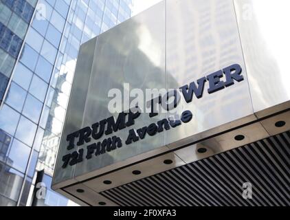 New York, États-Unis. 07e mars 2021. L'entrée de la Trump Tower est fermée près de la Fifth Avenue à New York le dimanche 7 mars 2021. L'ancien président Donald Trump devrait revenir dimanche à New York pour la première fois depuis son départ de la Maison Blanche. Photo de John Angelillo/UPI crédit: UPI/Alay Live News Banque D'Images