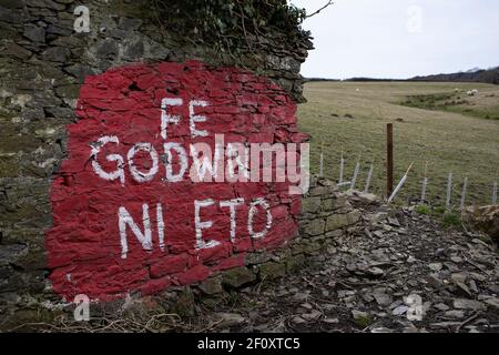 La fresque 'Cofiwch Dryweryn' à côté de la route A487 près de Llanrhystud le 7 mars 2021. Crédit : Lewis Mitchell Banque D'Images