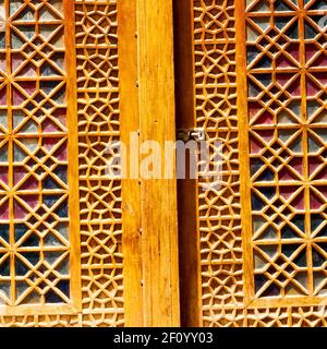 En iran, l'ancienne fenêtre de l'architecture Banque D'Images