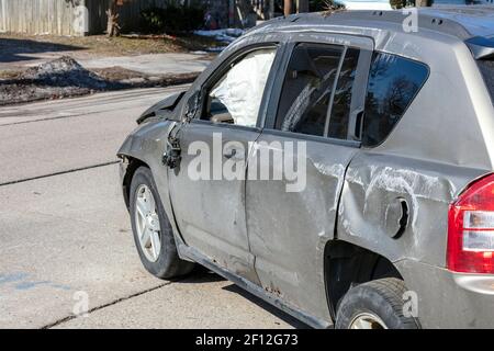 Accident de la route, retournement, Saginaw, MI, États-Unis, Par James D Coppinger/Dembinsky photo Assoc Banque D'Images