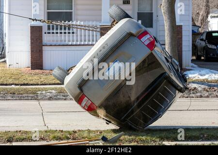 Accident de la route, retournement, Saginaw, MI, États-Unis, Par James D Coppinger/Dembinsky photo Assoc Banque D'Images