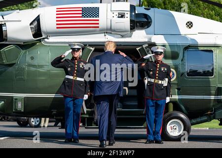 Le président Donald Trump est à bord de Marine One à Bedminster, N.J. Dimanche 9 2020 août en route vers long Branch N.J. Banque D'Images