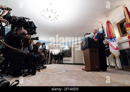 Le président Donald Trump s'adresse à la nation dimanche matin 27 2019 octobre dans la salle de réception diplomatique de la Maison Blanche pour annoncer les détails de la mission des forces spéciales américaines contre le célèbre chef de l'EI, Abu Bakr al-Baghdadi en Syrie. Banque D'Images