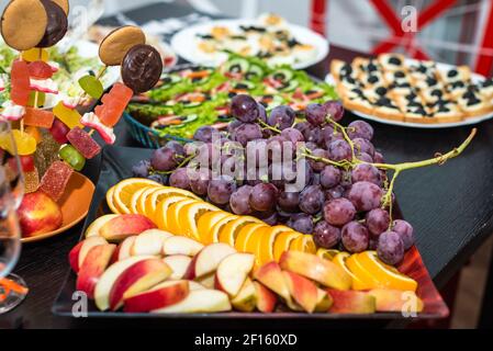 Tranches de raisin et de fruits Banque D'Images