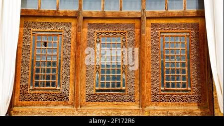 En iran, l'ancienne fenêtre de l'architecture Banque D'Images