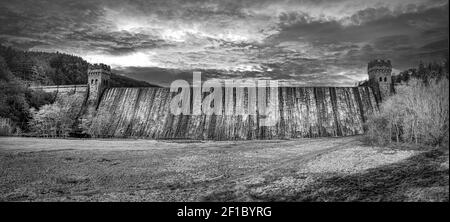 Derwent Dam, Upper Derwent Valley, Derbyshire Peak District, Derbyshire, Royaume-Uni. Banque D'Images