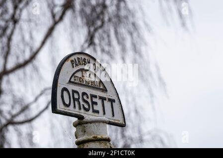 Affiche vintage à Orsett, Essex, Royaume-Uni. Banque D'Images