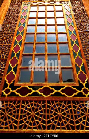 En iran, l'ancienne fenêtre de l'architecture Banque D'Images