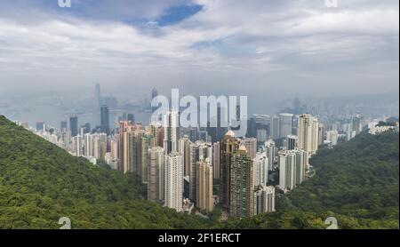 Vue panoramique de Hong Kong depuis le sommet de Victoria Banque D'Images
