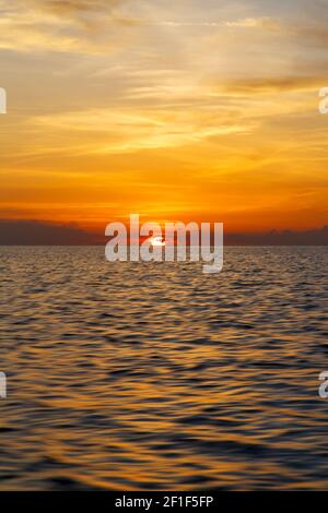 Lever du soleil mer de bateau en thaïlande kho tao Baysud de la mer de chine Banque D'Images