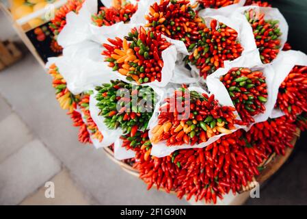 Un bouquet de piments croustillants Banque D'Images