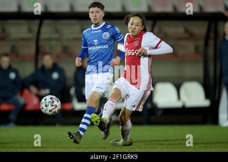 AMSTERDAM, PAYS-BAS - MARS 8: Kian Fitz Jim d'Ajax U23, Roy Kuijpers du FC Den Bosch pendant le match de Keuken Kampioen Dutch Divisiie entre Ajax Banque D'Images